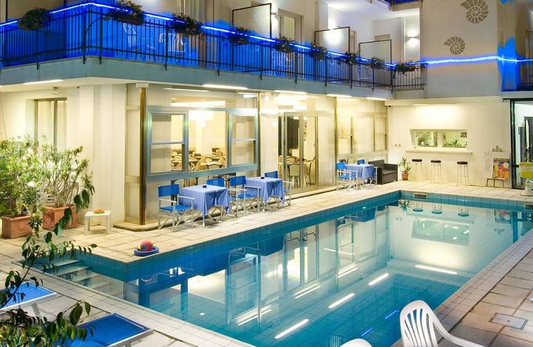 Hotel 3 Stelle Riccione Albergo Con Piscina Prenotazione